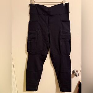 Lululemon Black Cargo Pants size 6